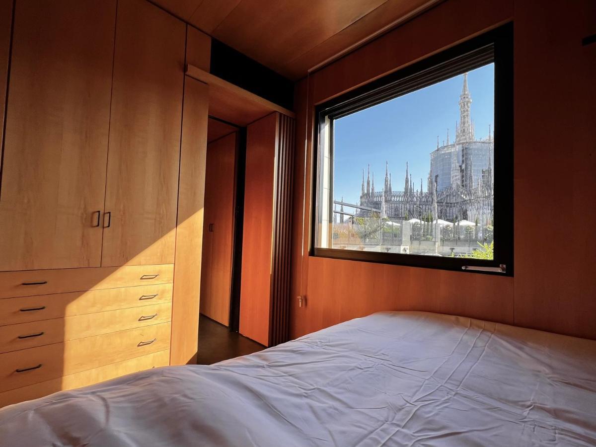 Big Duomo View Sailboat-inspired Penthouse * Mailand
